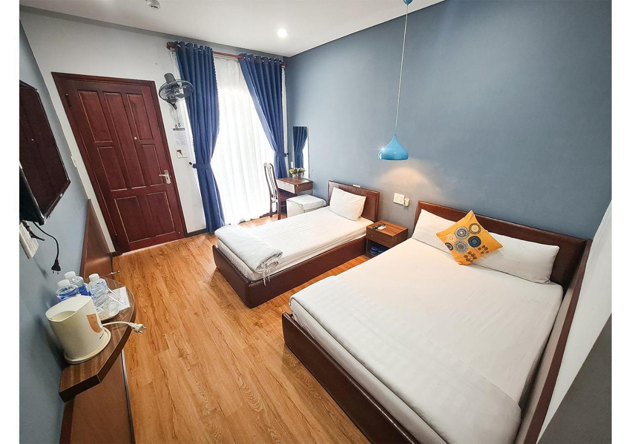 Quan Quan Hotel Дананг Экстерьер фото