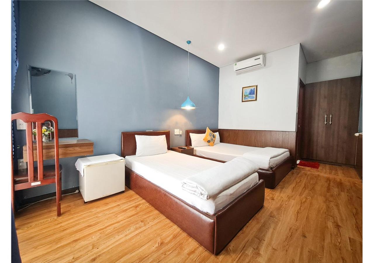 Quan Quan Hotel Дананг Экстерьер фото