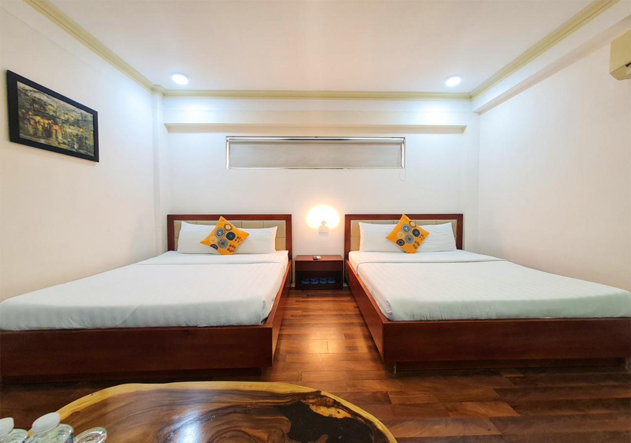 Quan Quan Hotel Дананг Экстерьер фото