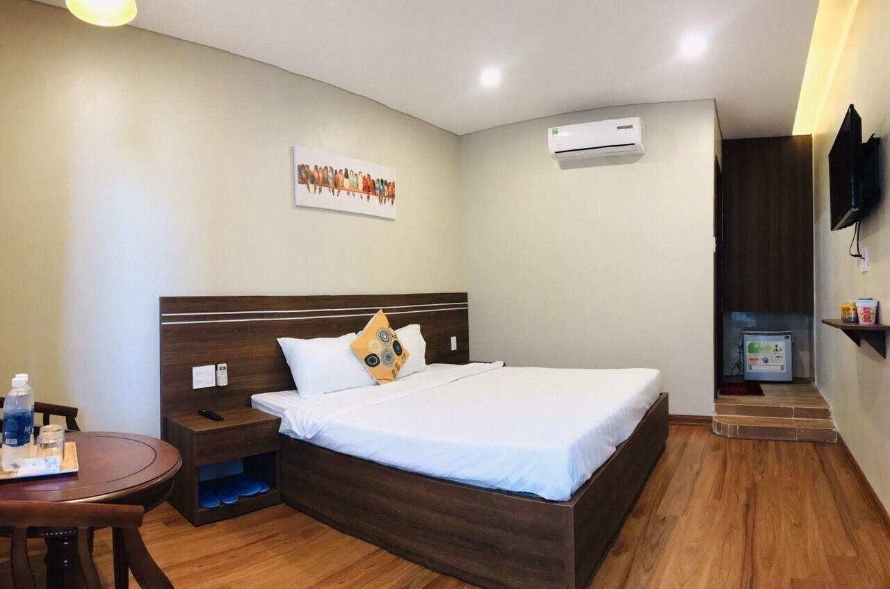 Quan Quan Hotel Дананг Экстерьер фото