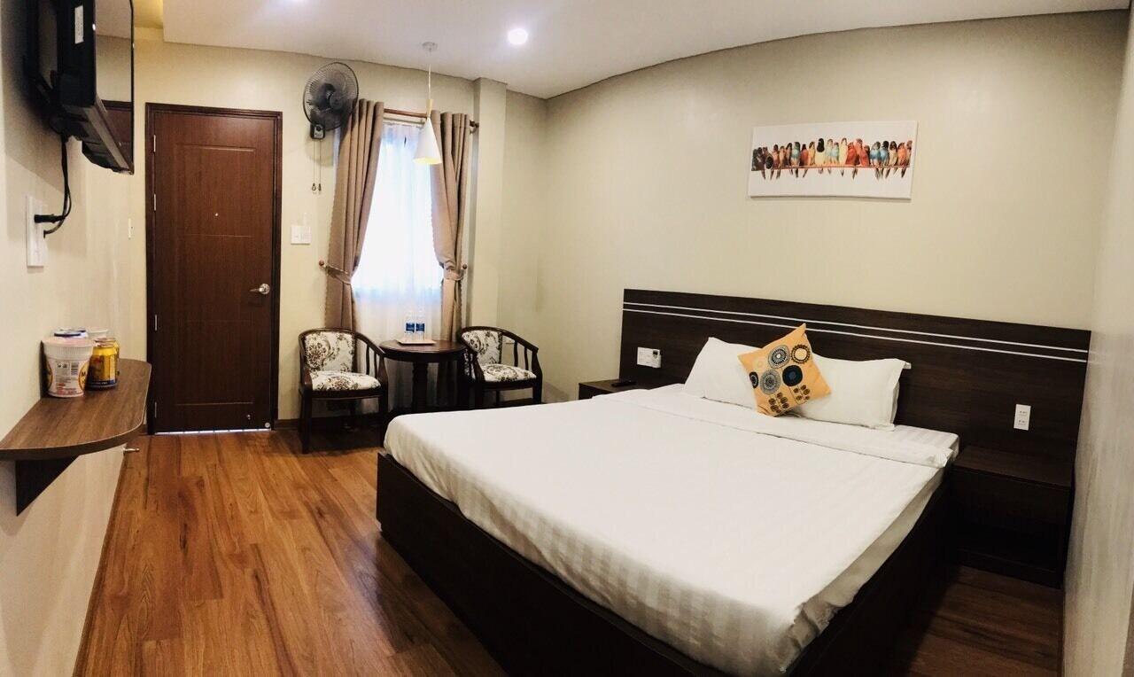 Quan Quan Hotel Дананг Экстерьер фото