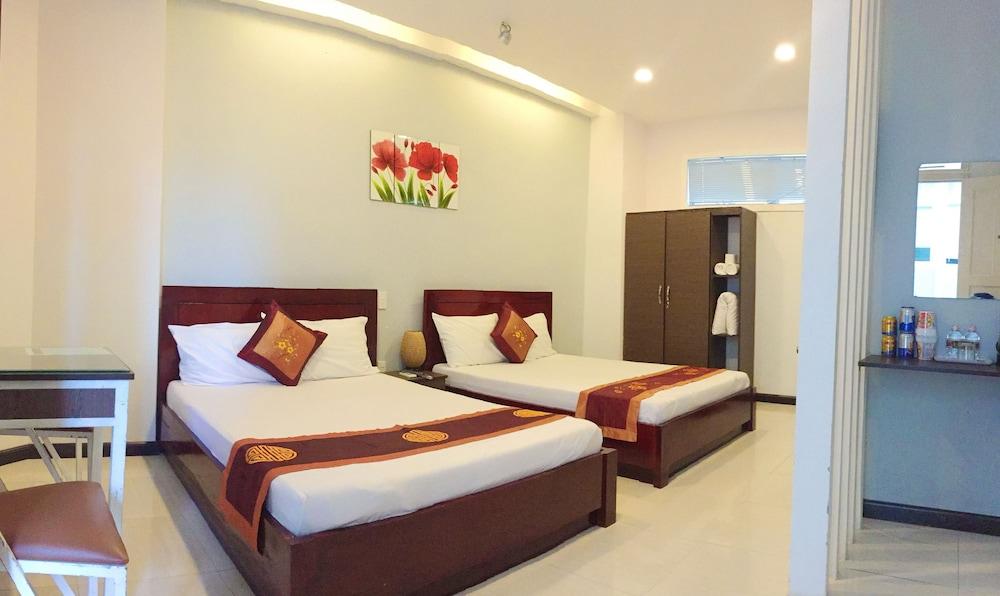 Quan Quan Hotel Дананг Экстерьер фото