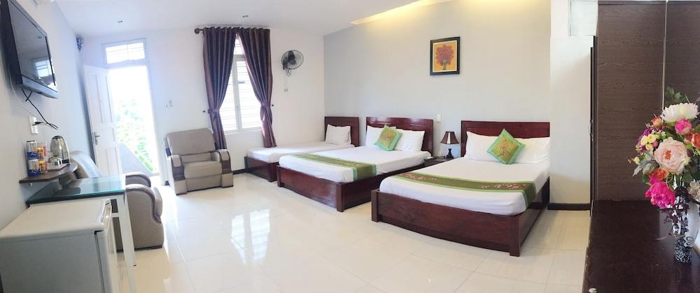 Quan Quan Hotel Дананг Экстерьер фото